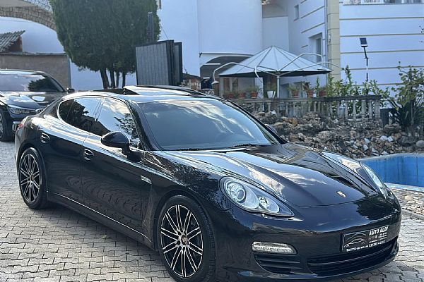 Porsche Panamera 3.0 DIESEL