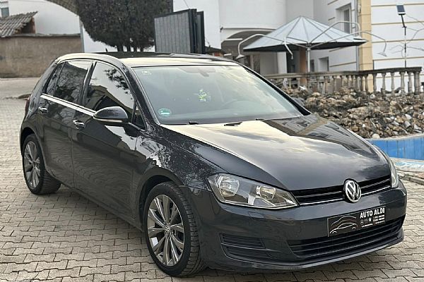 Volkswagen Golf VII (5 door)